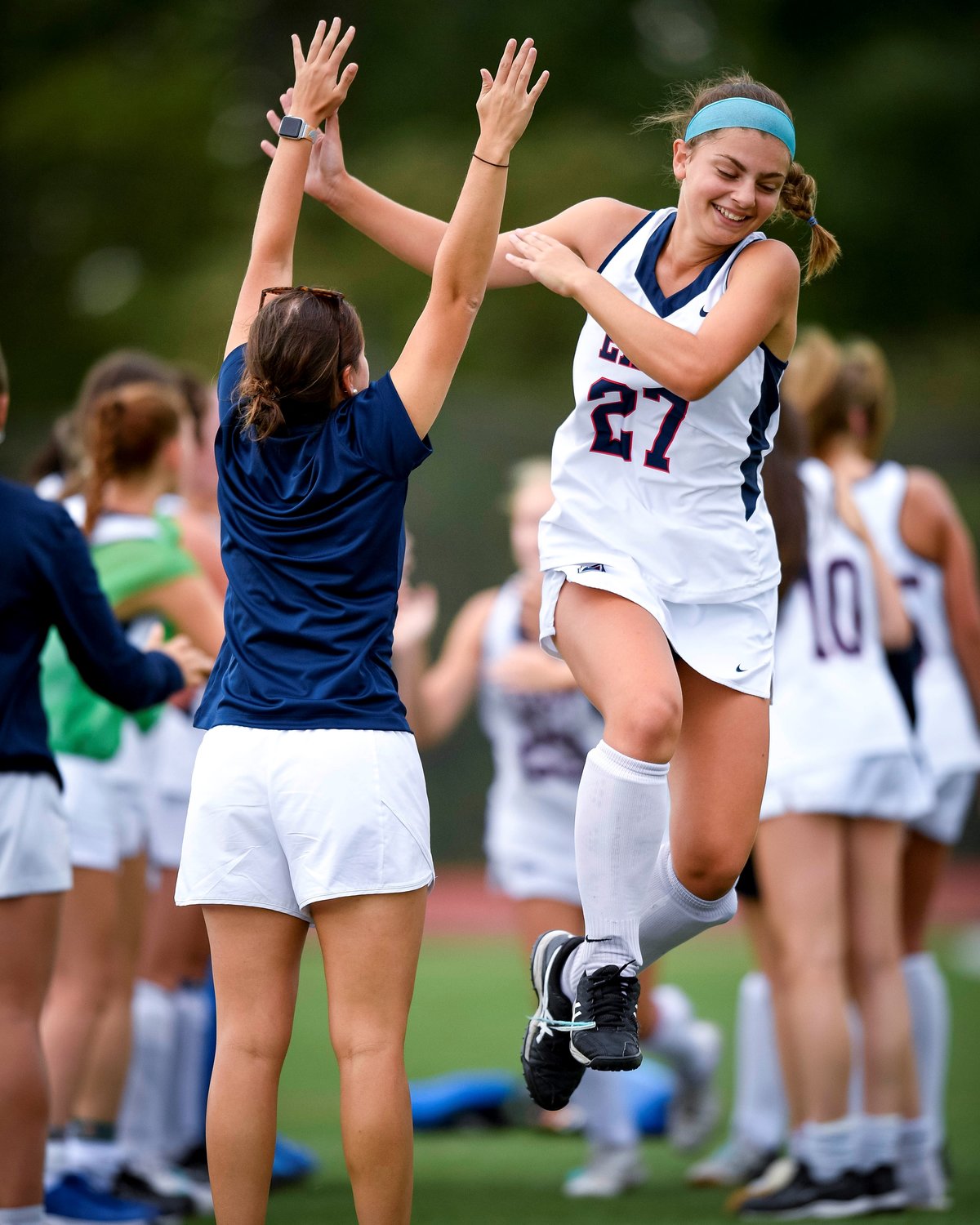 CB East coach Emma Rosenthal and Sienna Valenti at the start of the match.