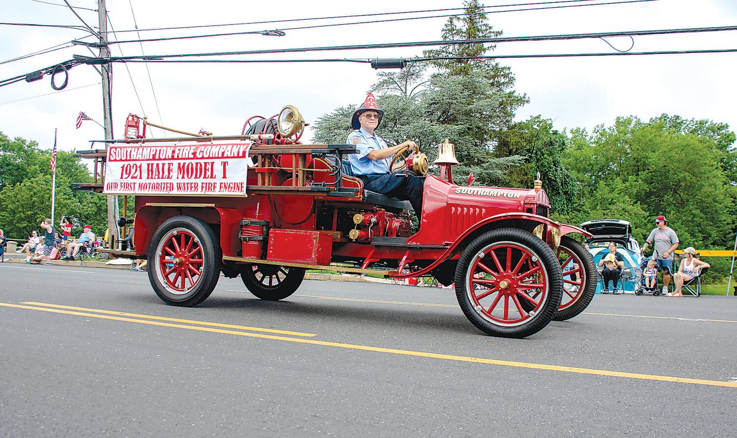 Southampton Fire Company’s 1921 Hale Model T drives along the parade route.