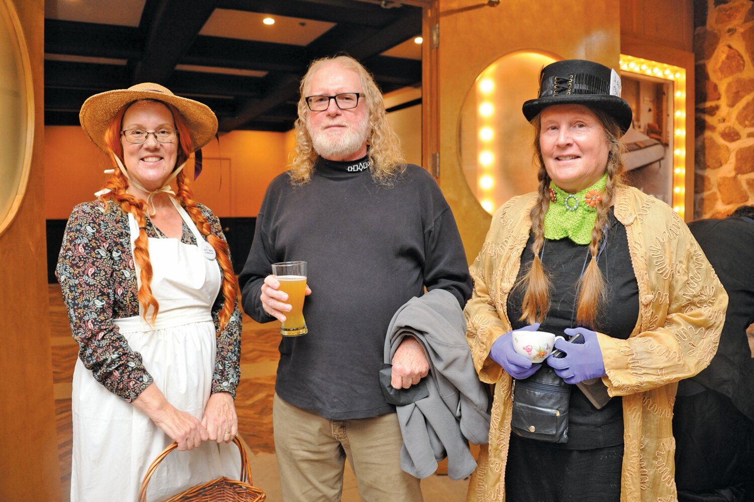 Joanne Reszka, Mark Stermer and Joanne Pfleiderer.