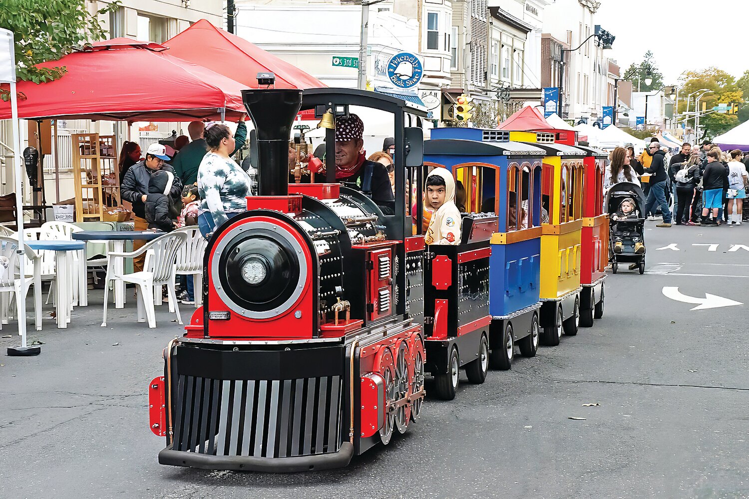 A train gives rides through town.