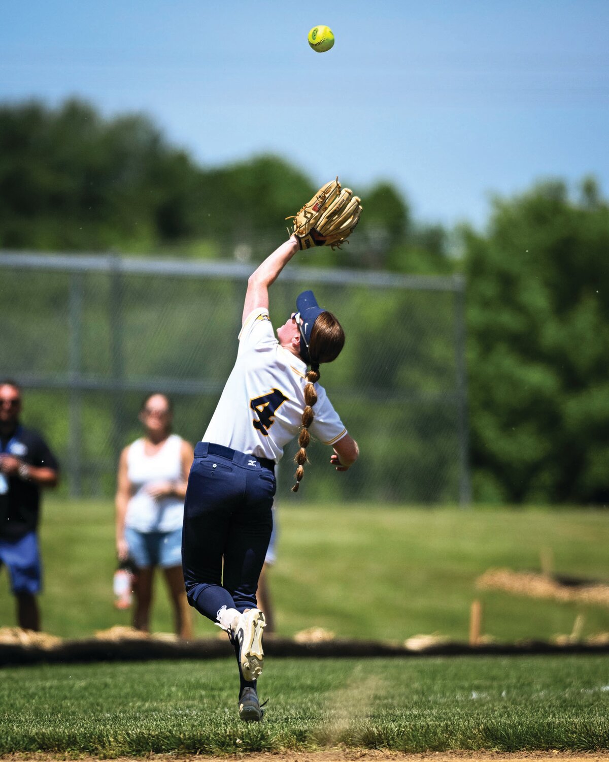 New Hope-Solebury shortstop Mabel Klossner goes over her shoulder to catch a fourth-inning popup.