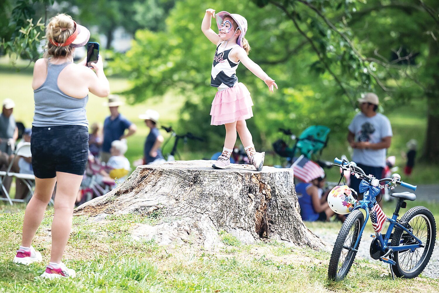 As the Delaware Valley Saxophone Quartet plays, ballerina Georgia Peach Birenbaum springs into a dance.