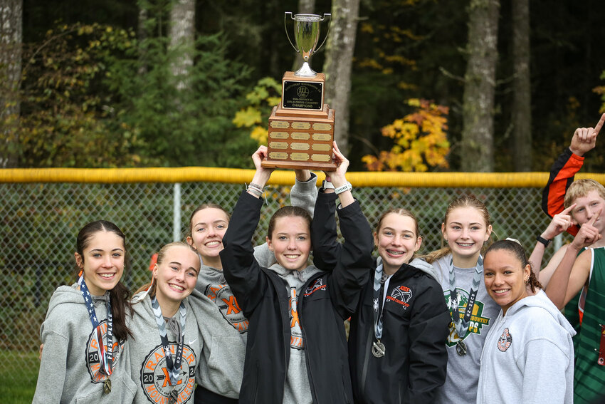 DISTRICT CHAMPS: Mountaineer cross country girls secure fourth straight title with dominant performance