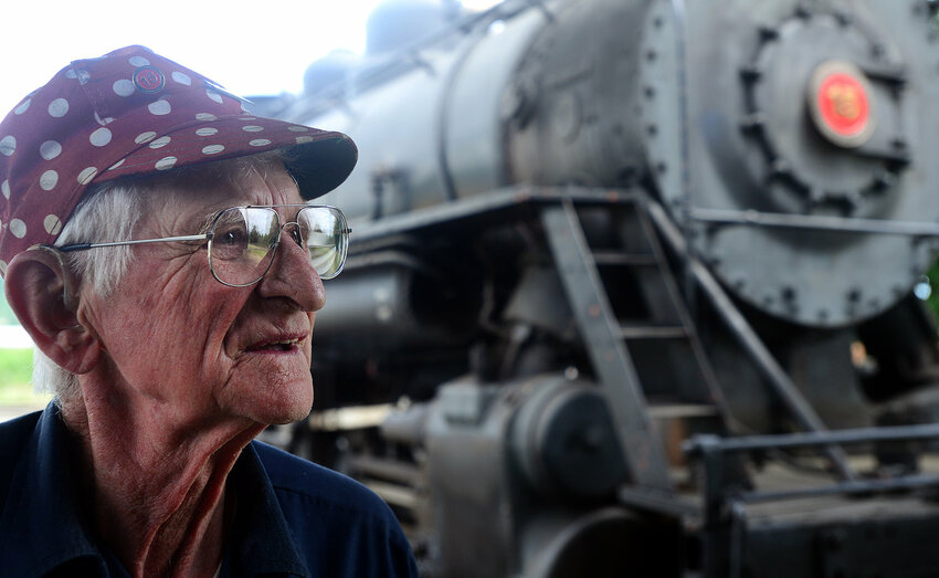 Harold Borovec stands in front of the Chehalis-Centralia Railroad &amp; Museum's 1916 vintage logging locomotive in this Chronicle file photo.