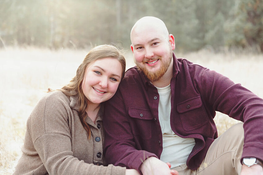 Slade Bailey and Kelsy King have formally announced their engagement. Both the bridal shower and the groom party will be held in Washington state. They will give their vows in a private ceremony at Glacier National Park in October. A wedding reception will follow in Missoula, Montana.