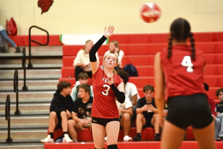 Yelm volleyball head coach Heidi DeFord watches on as her team plays Emerald Ridge on Monday, Sept. 23.