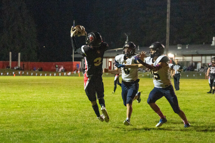 Oakville&rsquo;s Daniel Rodas catches a touchdown pass during the Acorn&rsquo;s 56-42 win over Sound Christian Academy on Thursday, Oct. 10.
