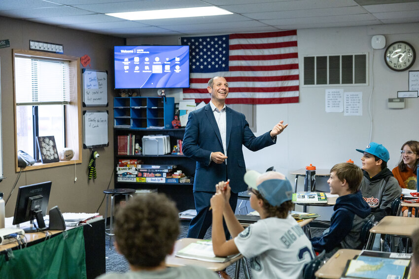 State Rep. Peter Abbarno speaks to a middle school class during a legislative tour of the Napavine School District on Wednesday, Oct. 30.