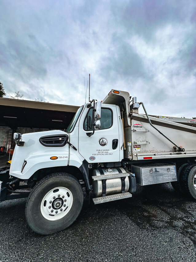 Clark County Public Works will use its fleet of plows and deicing vehicles to keep arterial and collector roads clear during inclement weather this winter.