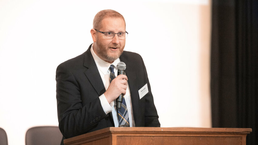 Rick Goble talks to attendees during a Student Achievement Initiative presentation at W.F. West High School in Chehalis on Thursday, Oct. 5, 2023.