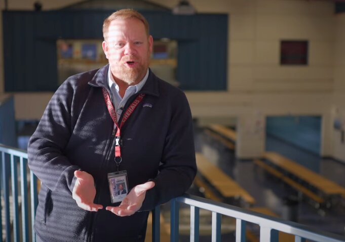 Chehalis Middle School Principal Chris Simpson