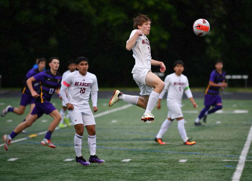 W.F. West senior Colin Bradley (7) plays the ball Thursday, May 15, 2025, during the 2A District championship against Columbia River at Columbia River High School. (Taylor Balkom/The Columbian)