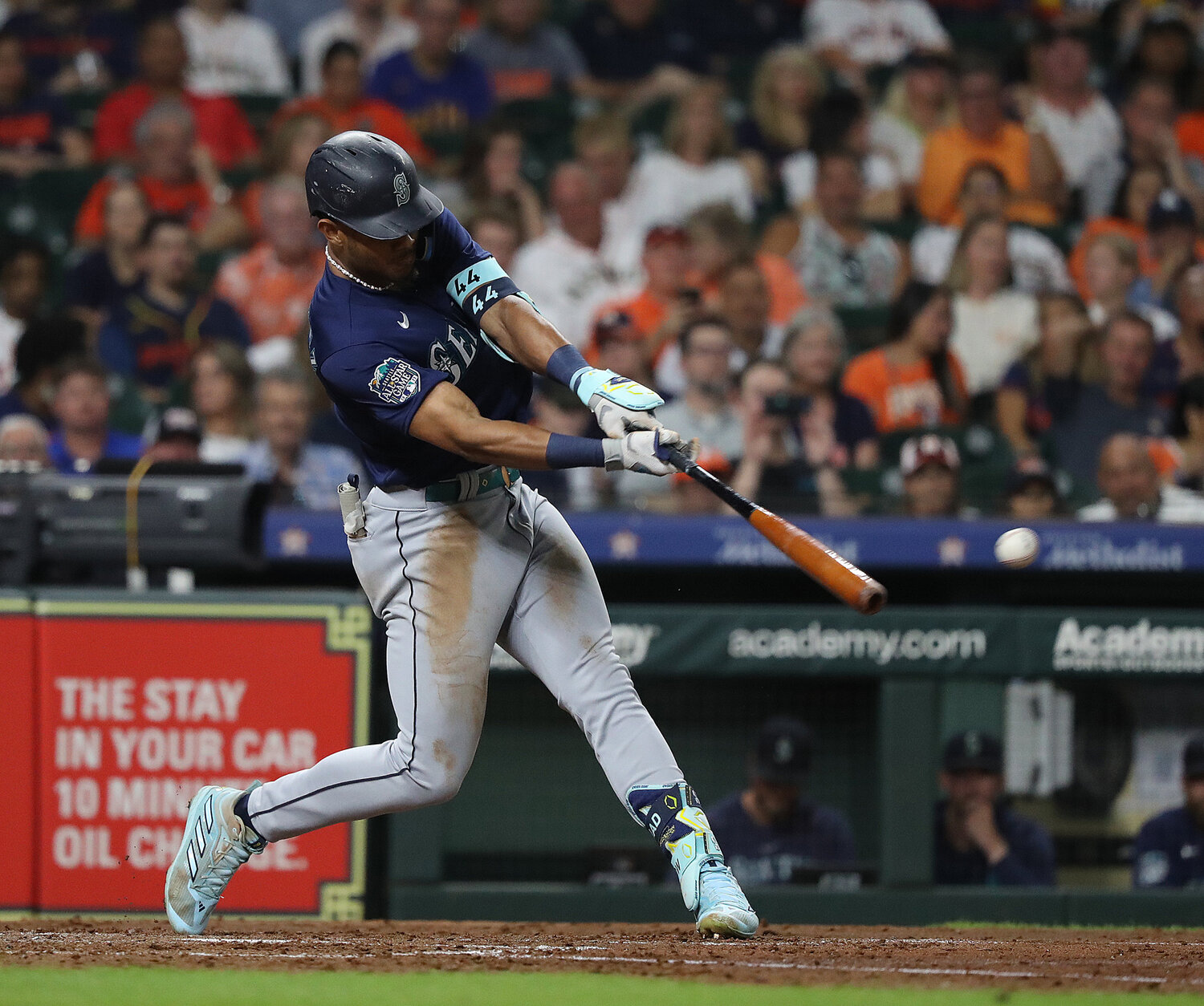 Julio Rodriguez remains smoking hot as Mariners escape scare, shut out Astros The Daily Chronicle