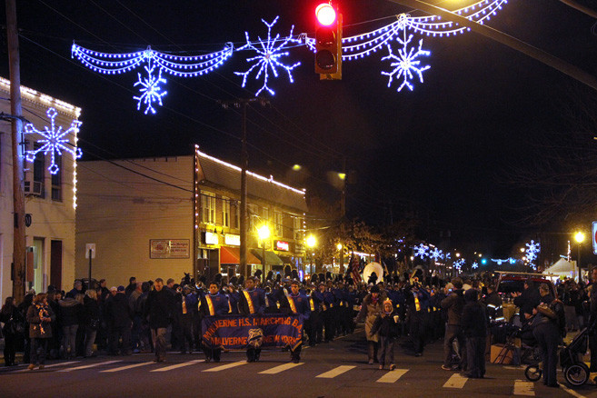 Malverne Lights Up For The Holidays Herald Community Newspapers Www Liherald Com