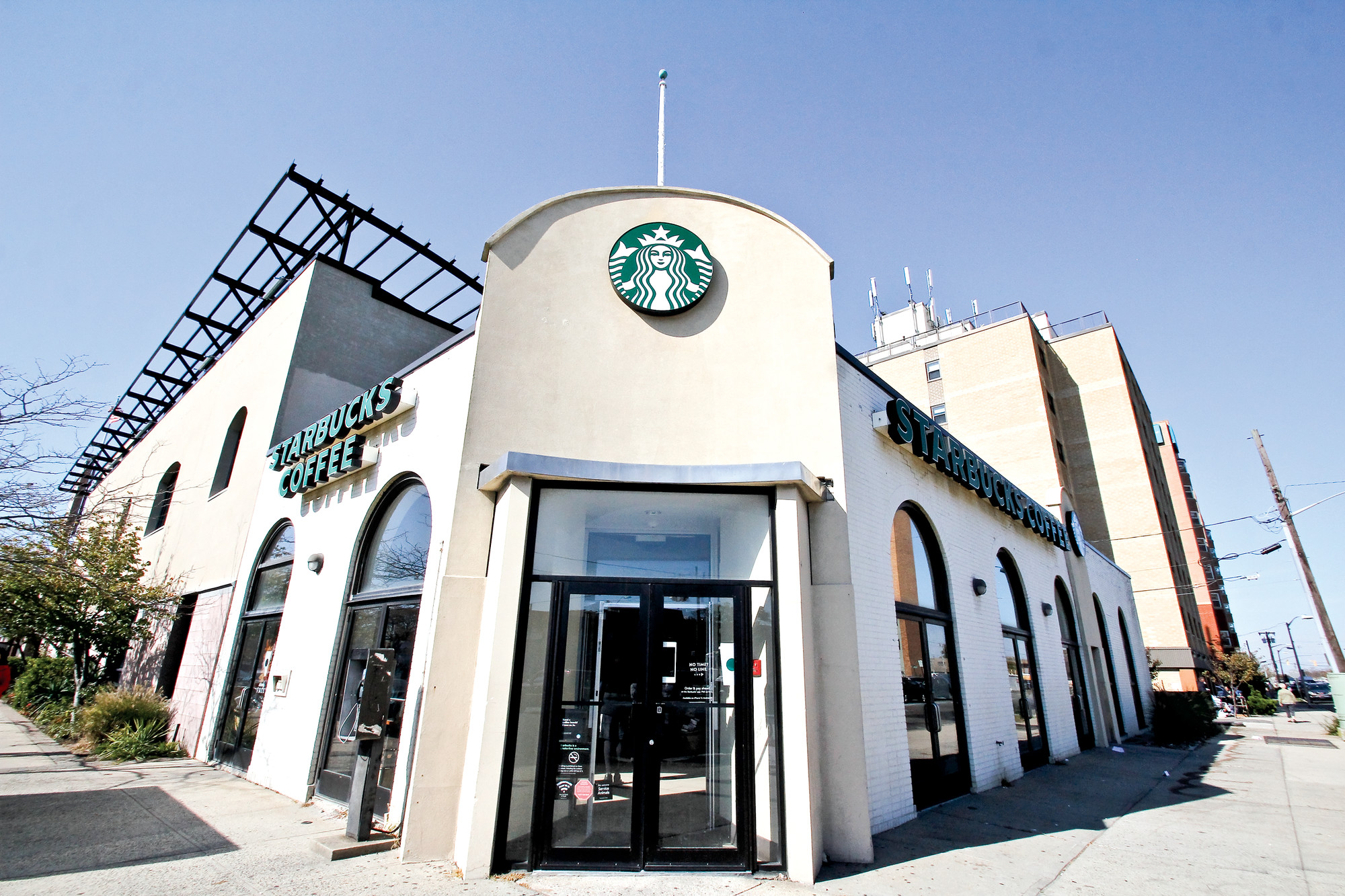 L.B. Starbucks Looking To Serve Wine And Beer | Herald Community ...