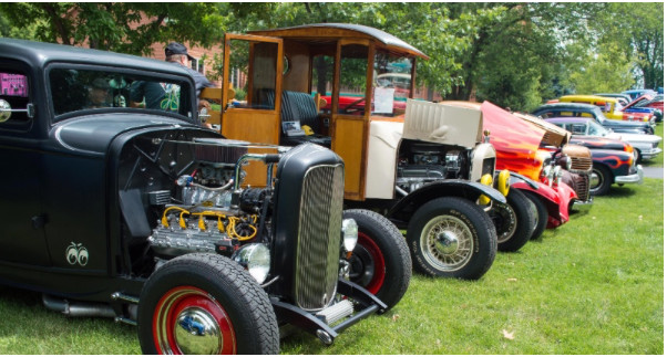 View classic cars in Cedarhurst | Herald Community Newspapers | www