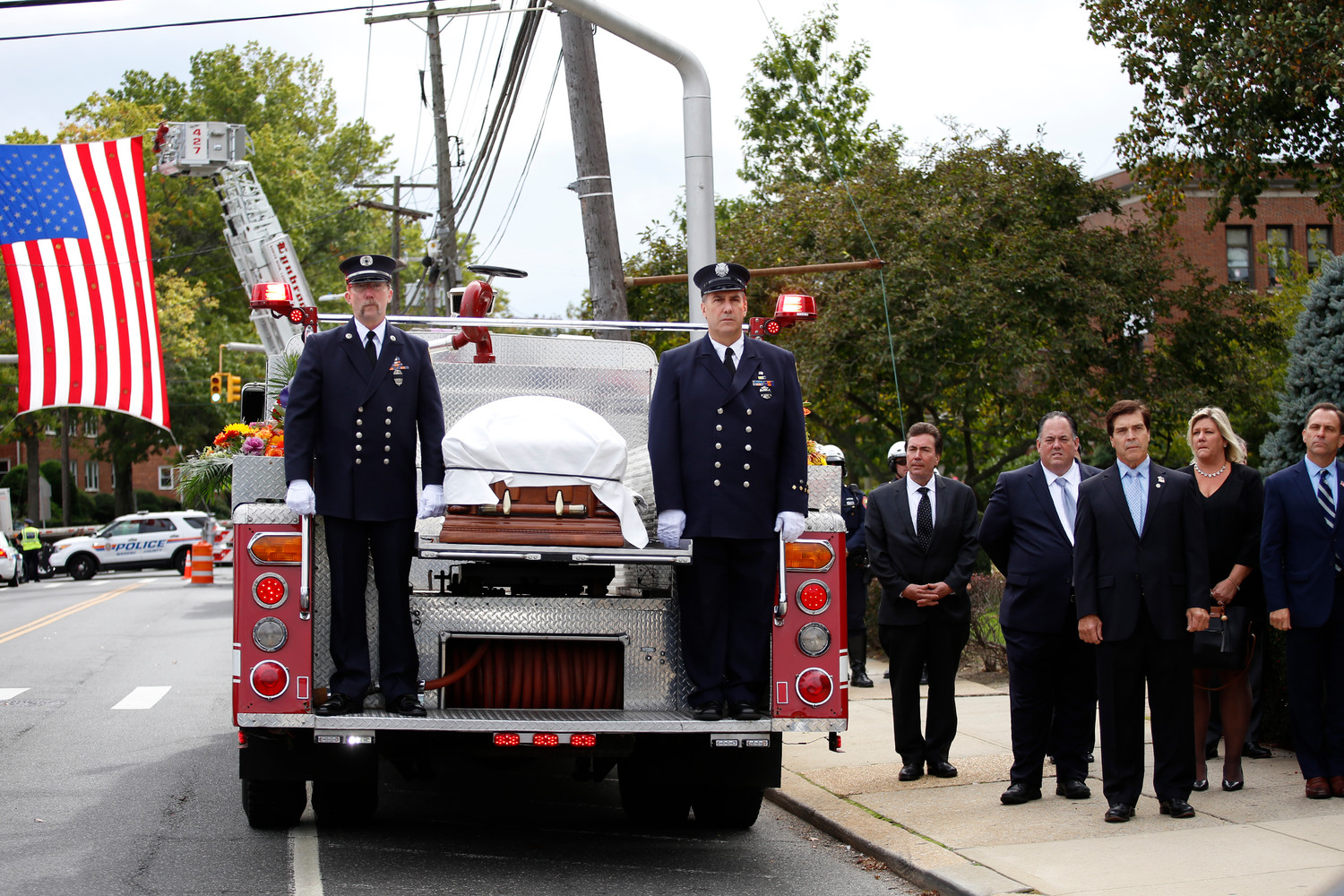 Hundreds gather at St. Raymond's Church for Lynbrook Mayor William