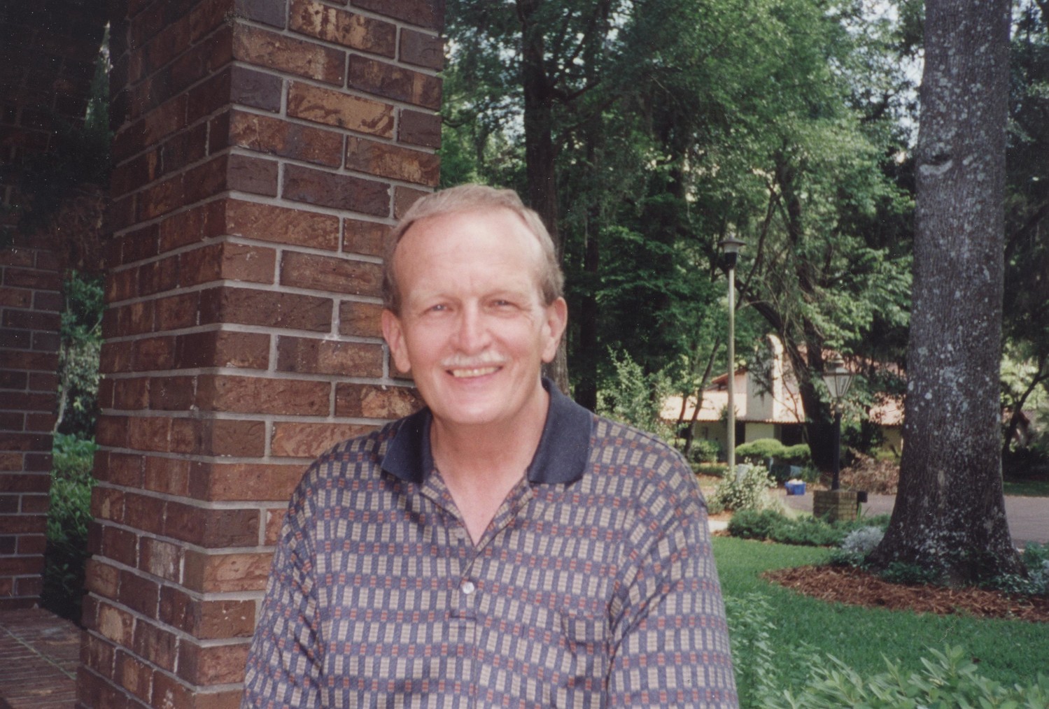 Robert Sherwood, 80 Herald Community Newspapers