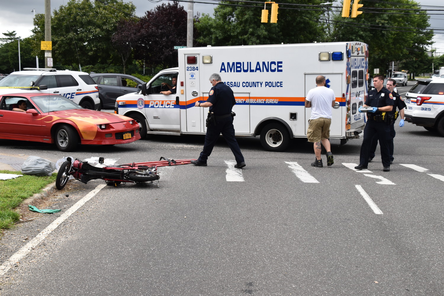 Moped driver in critical condition after collision with BMW | Herald