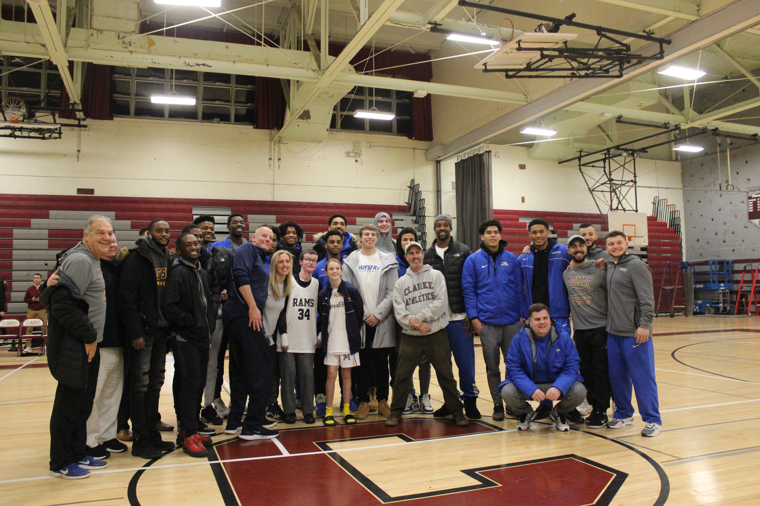 Members of the Hofstra men’s basketball team supported Twible, having adopted him as an honorary member in January 2017.
