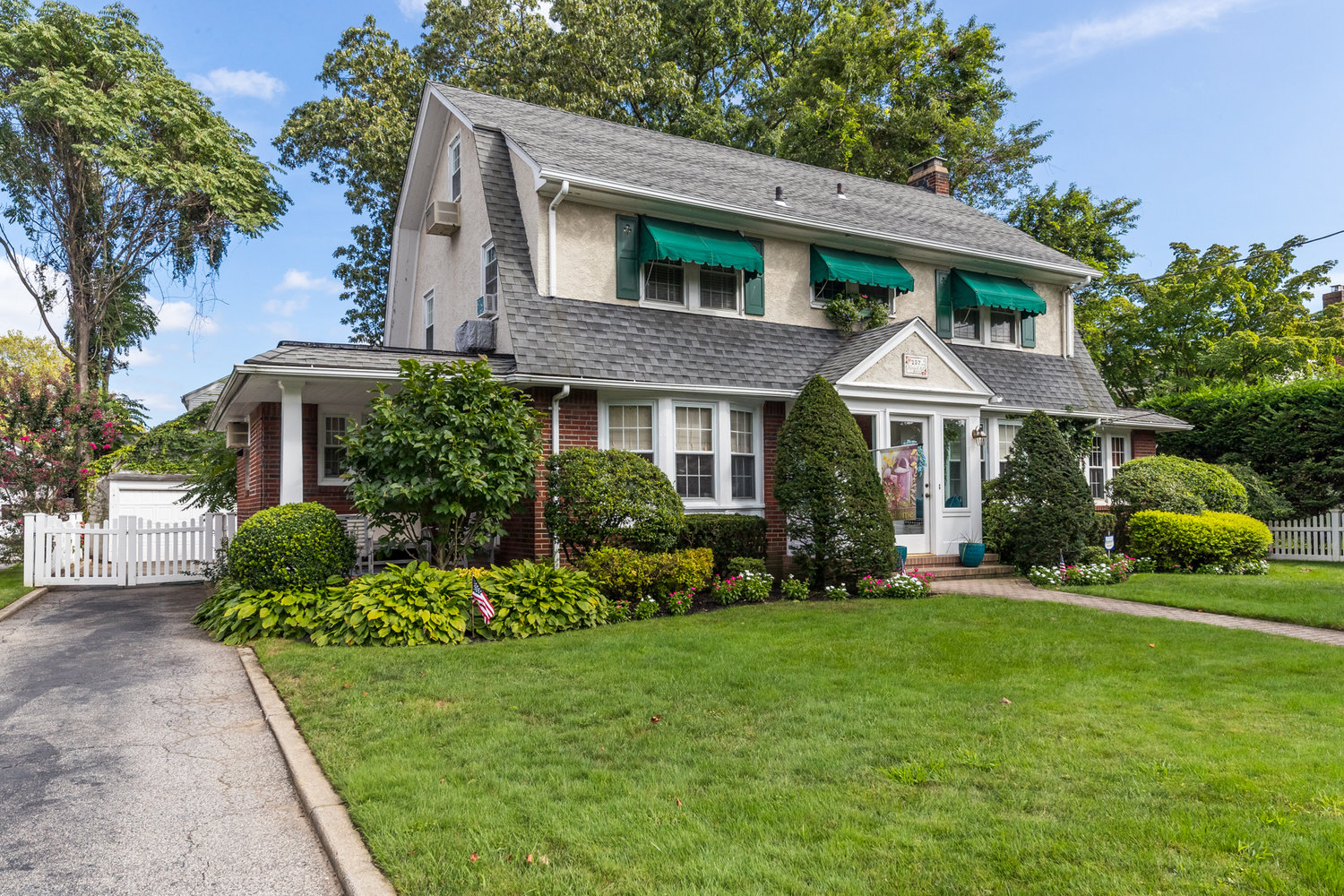 OPEN HOUSE 257 Harvard Ave, Rockville Centre | Herald Community ...