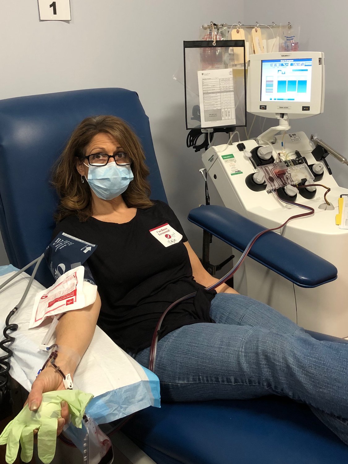 Grand Ave. M.S. teacher recovers from Covid19, donates plasma to study