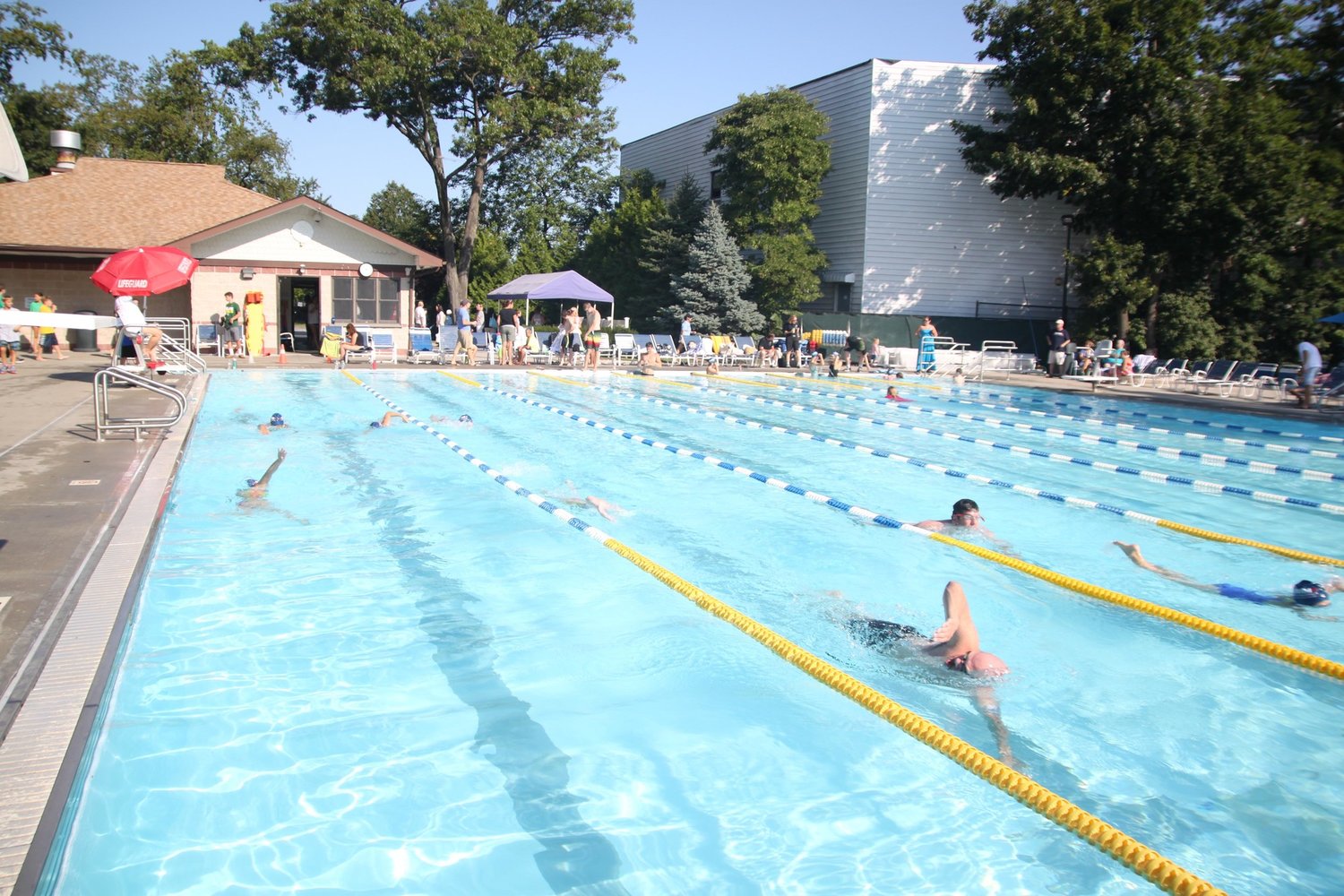 A summer of splashing at Lynbrook’s Village Pool begins | Herald ...