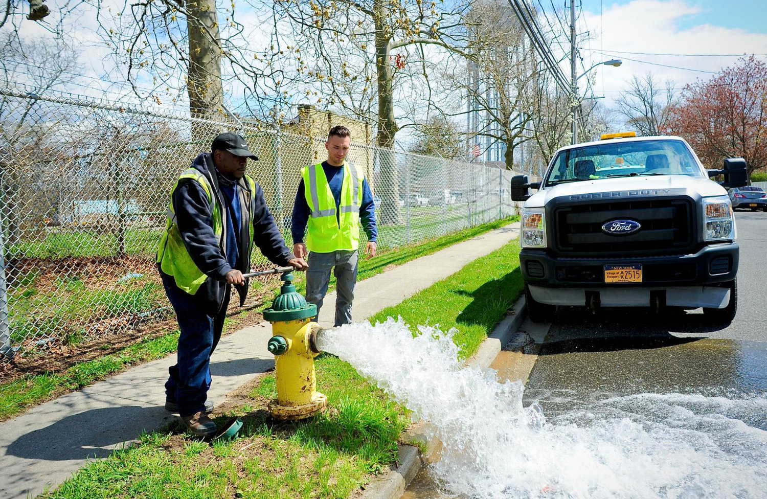 Freeport begins water flush program | Herald Community Newspapers | www ...