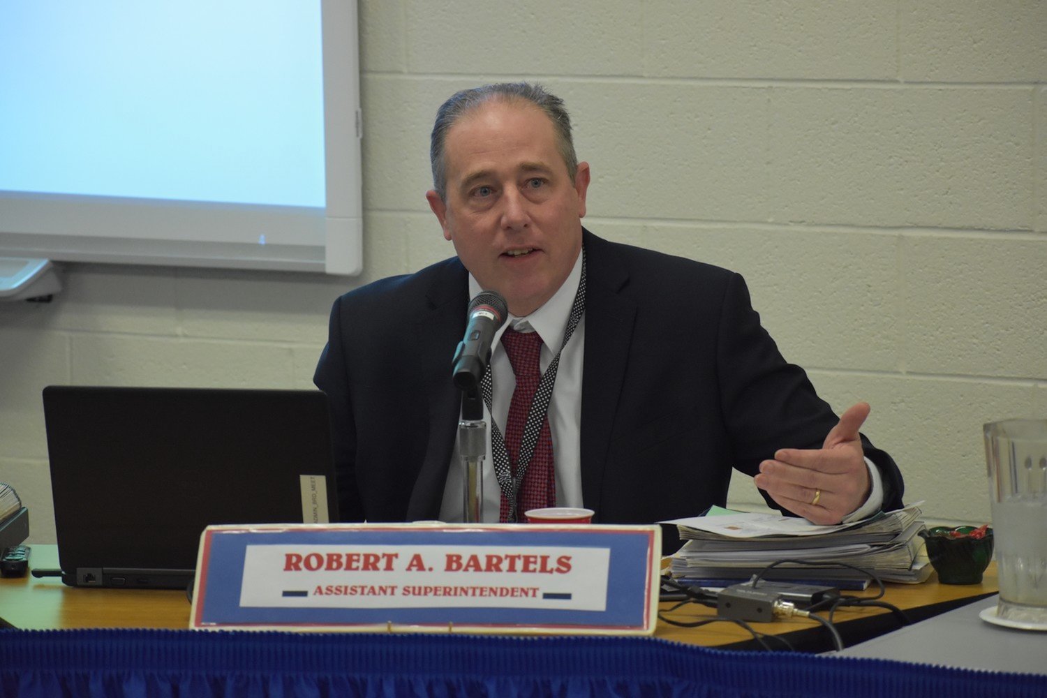 Many parents — vaccinated and non-vaccinated — have expressed outrage over interim Superintendent Robert Bartels’s announcement that audiences will be separated based on vaccination status at the district’s winter concerts next month.