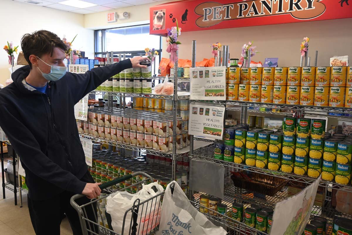 LI Cares food pantry set to open doors on Valley Stream's downtown