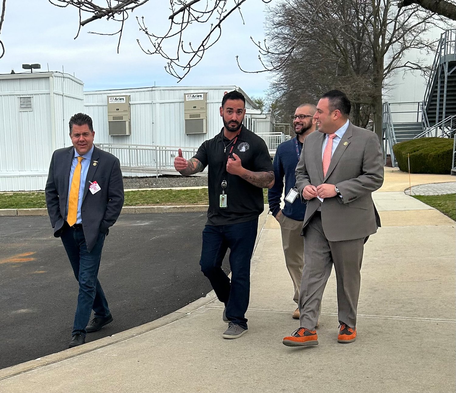 Congressmen want to keep FAA jobs on Long Island - Vimarsana News