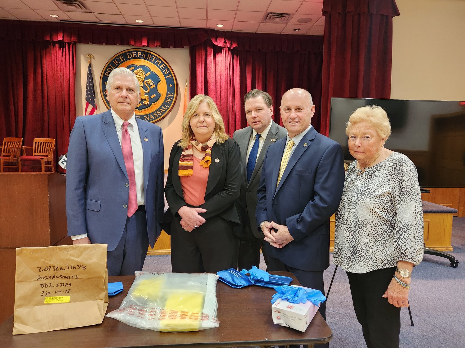 Nassau County Police seize enough pure fentanyl to kill 2 million people - Vimarsana News