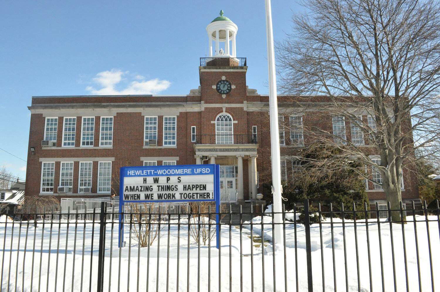 Backlash from neighbors over questionnaire given at Woodmere Middle School - Vimarsana News