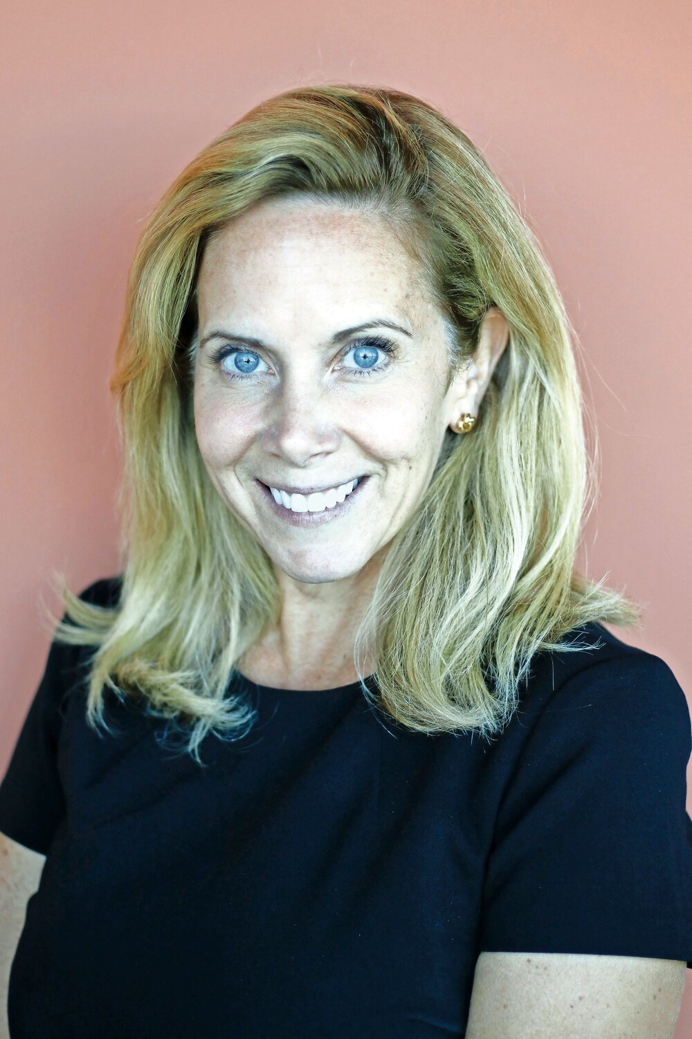 Laura Gillen announces campaign for Congress - Vimarsana News