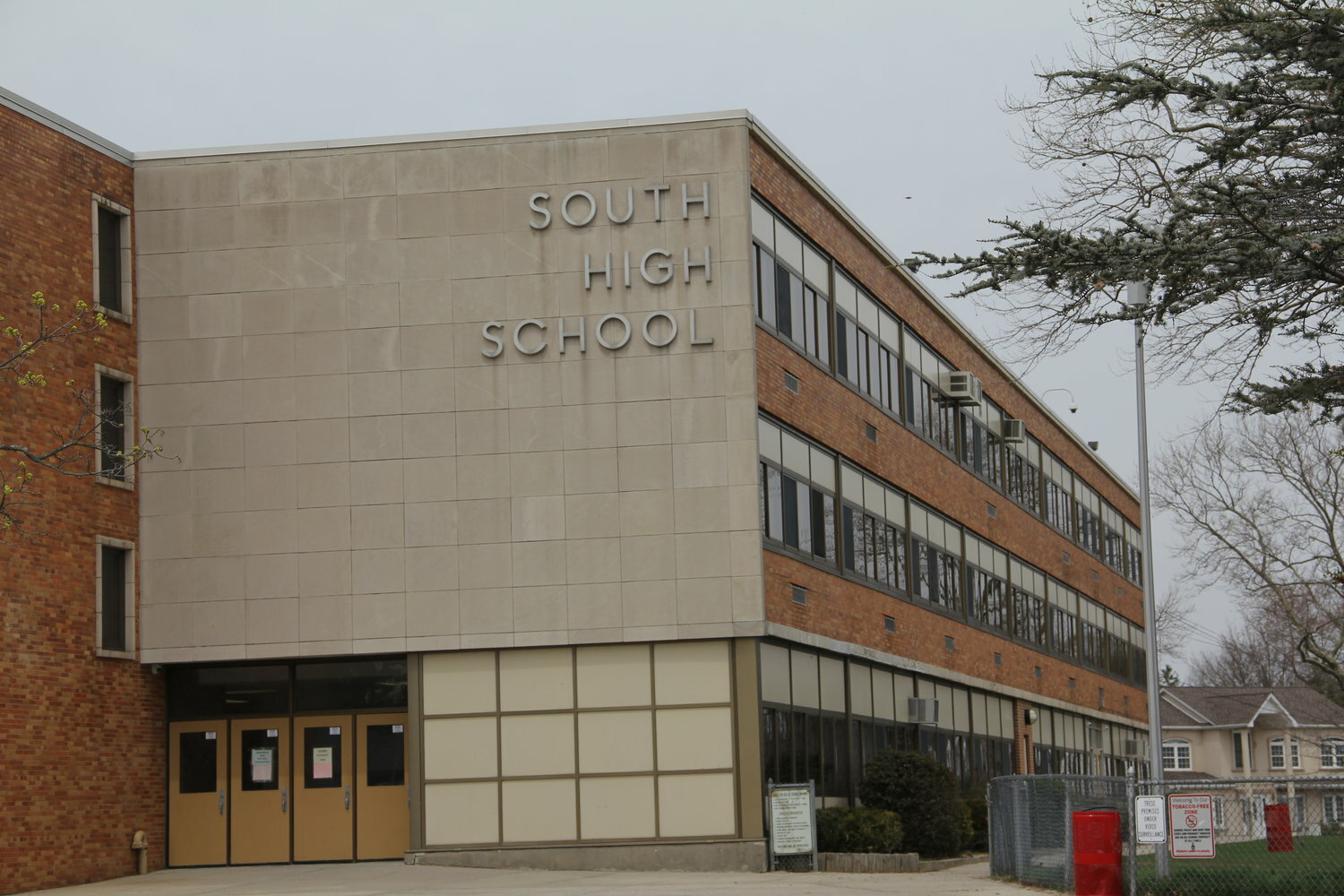 V.S. South High lockout lifted after 911 call Herald Community