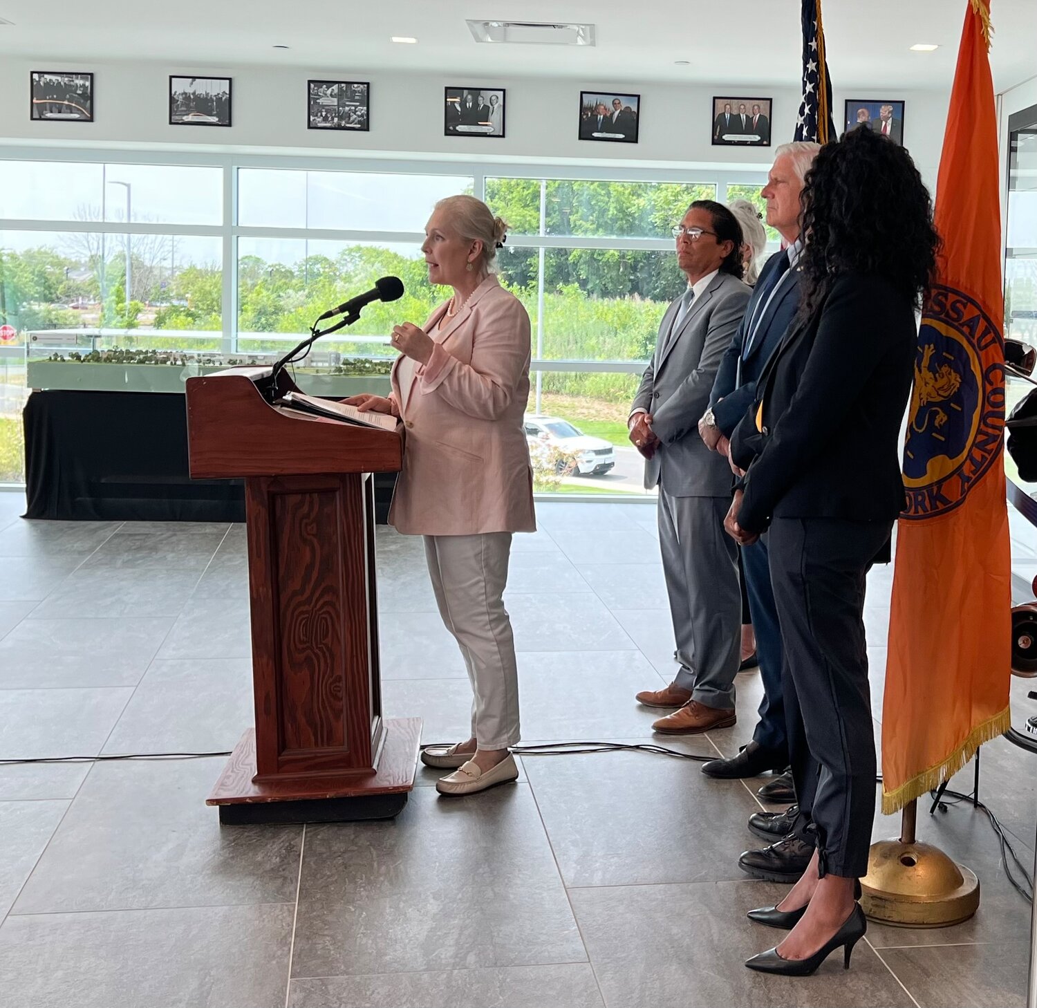 Gillibrand announces bill to combat fentanyl overdoses on Long Island - Vimarsana News