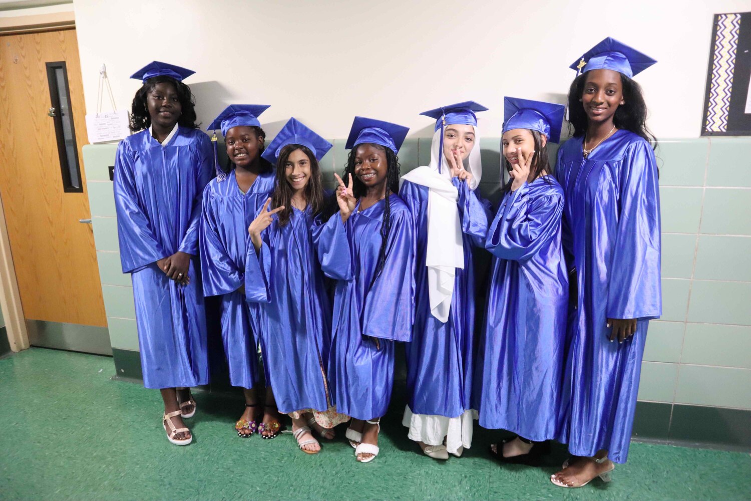 Valley Stream 30 graduates mark the start of a new chapter | Herald ...