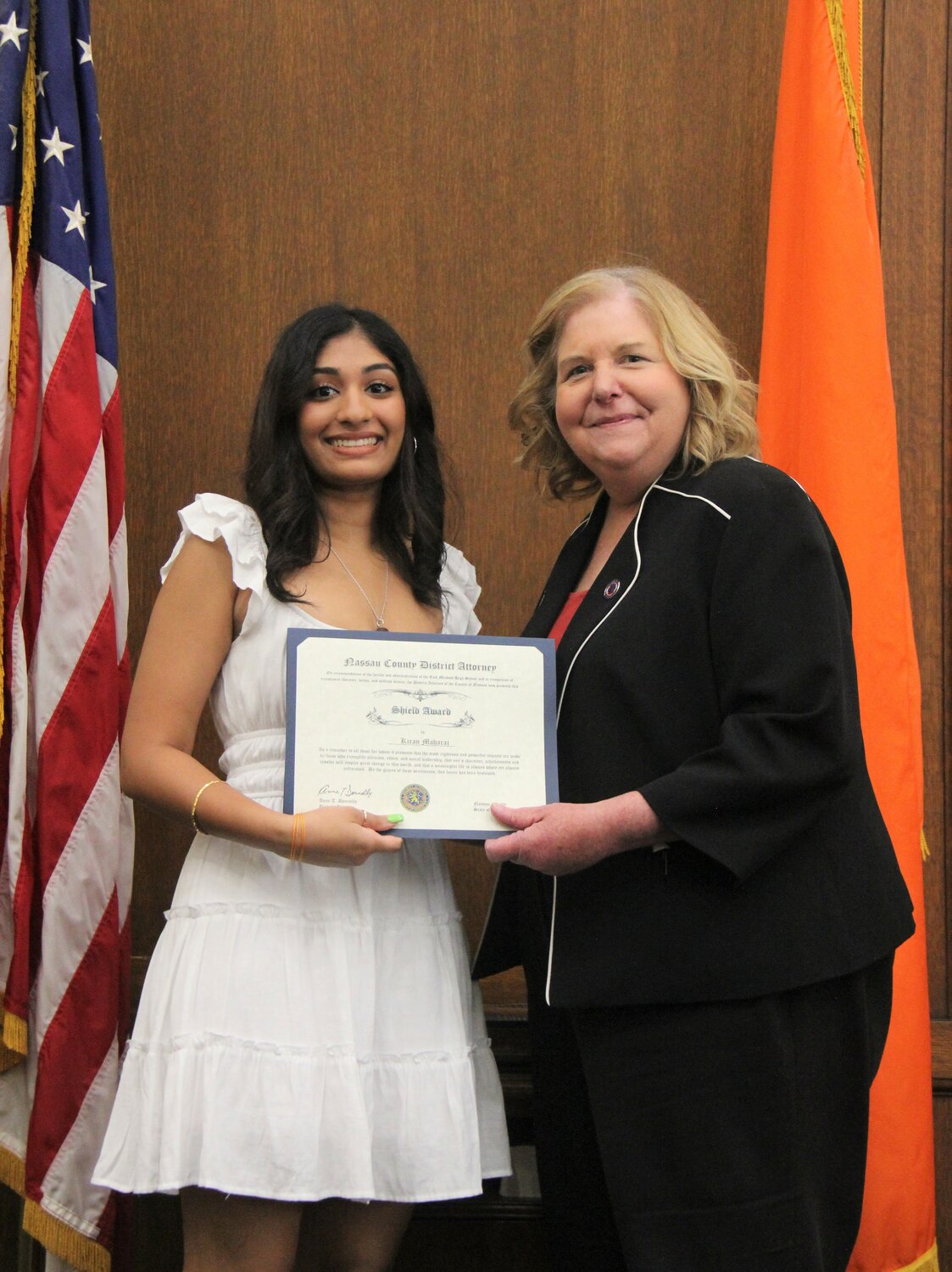 East Meadow High School senior Kiran Maharaj receives award from Nassau County District Attorney for her service - Vimarsana News
