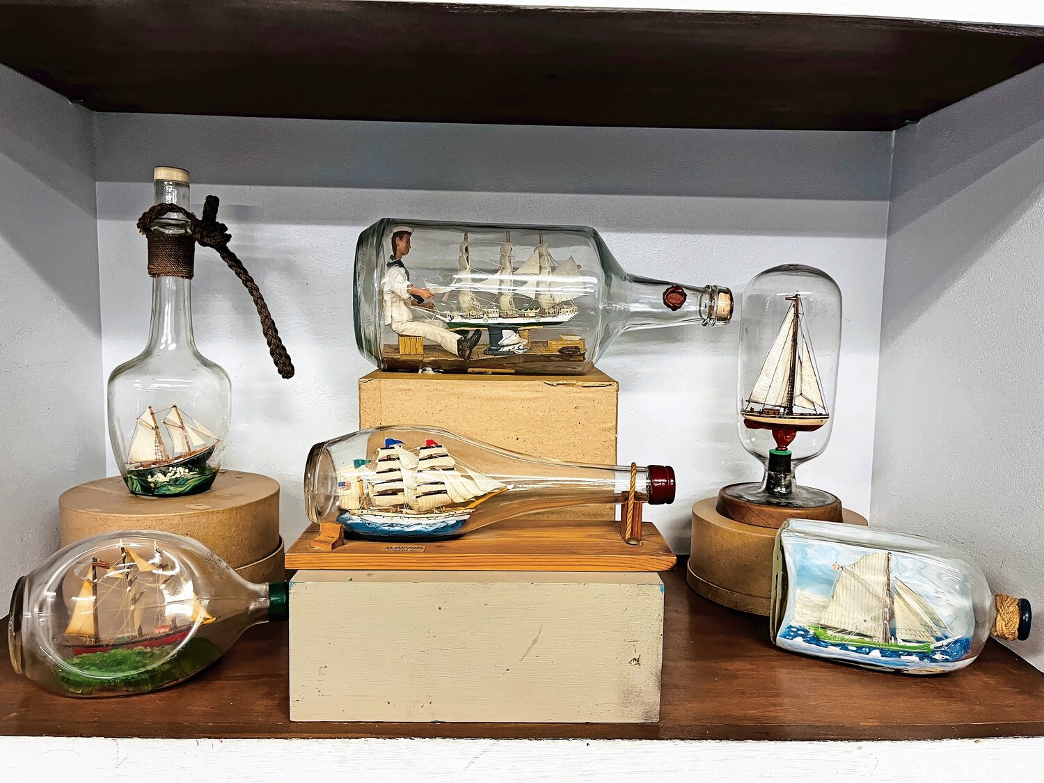 Ships in bottles make port at Cold Spring Harbor Whaling Museum - Vimarsana News