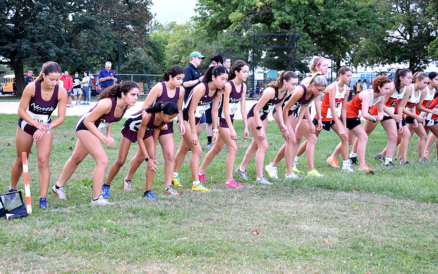 North Shore Women's Cross Country Team wins 200th consecutive race - Vimarsana News