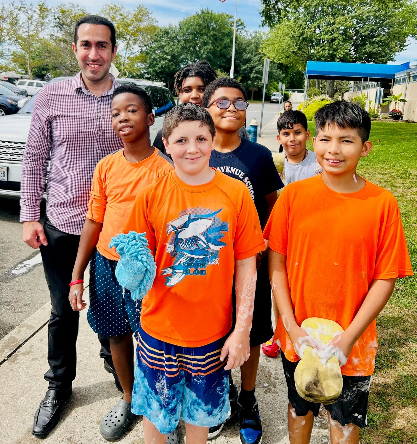 Valley Stream 24 car wash fundraiser a big success Herald Community