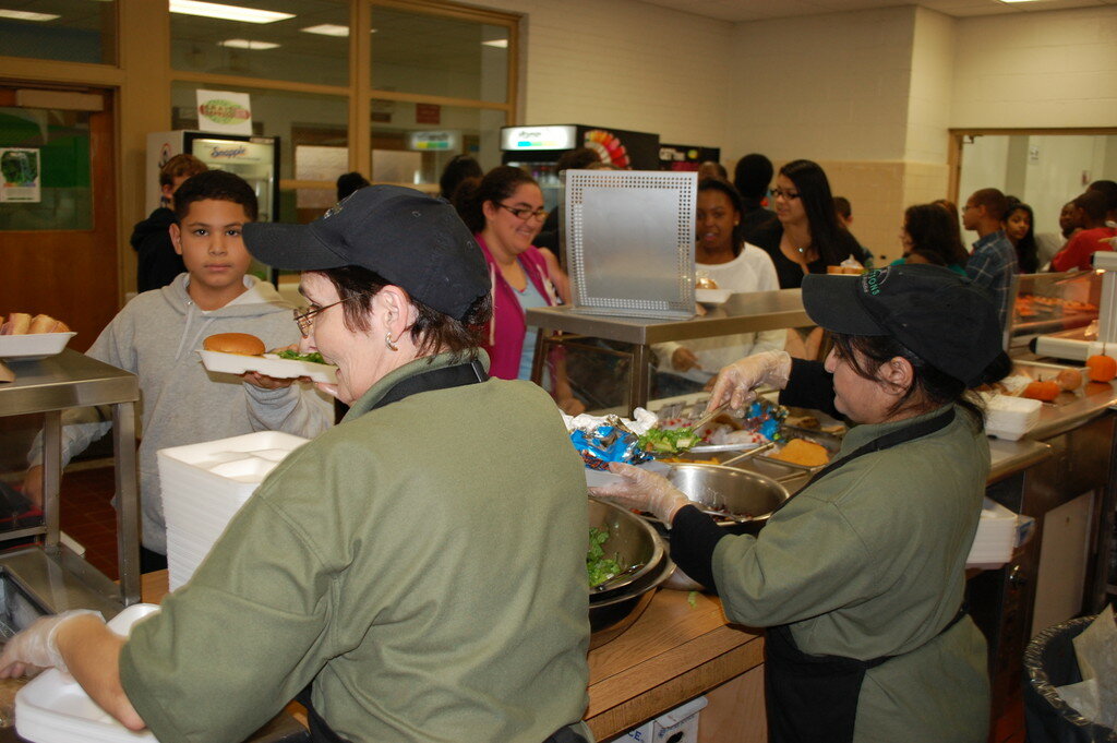 Four years of free meals for all Valley Stream schools, explained - Vimarsana News