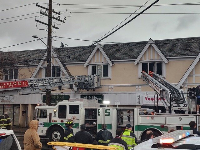 Fire in Lynbrook on Merrick Road displaces 28 people - Vimarsana News