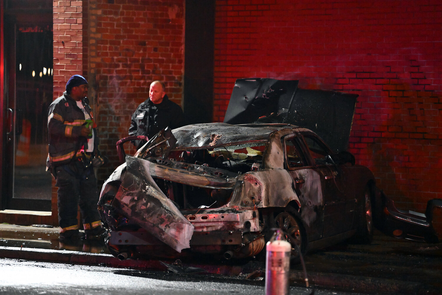 Two dead, four injured in multiple-car Hempstead crash - Vimarsana News