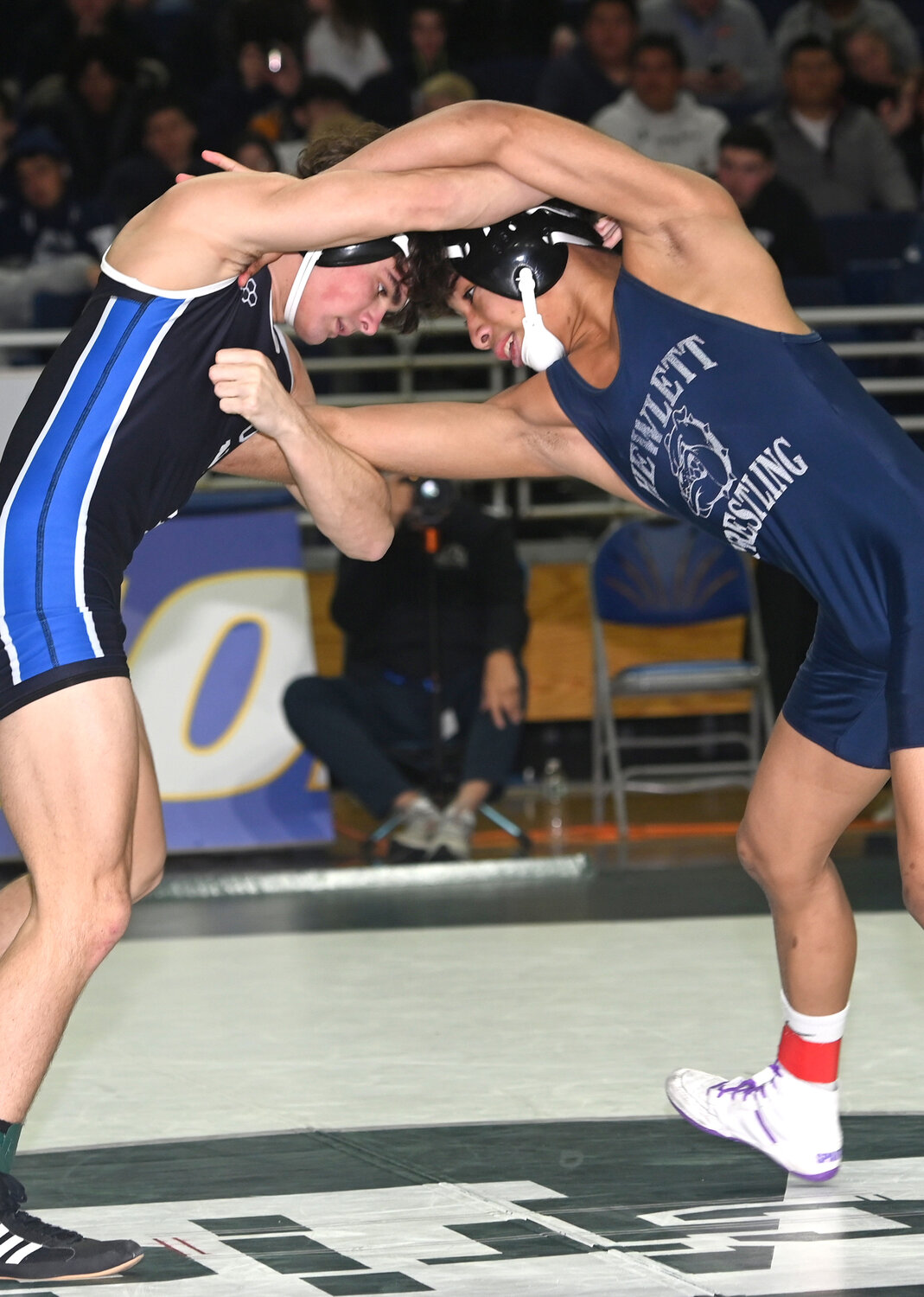 Hewlett's Salazar earns county title - Vimarsana News