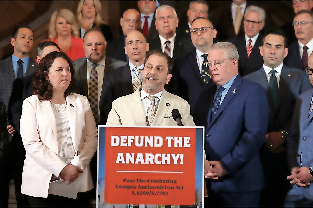 New York lawmakers propose bill to deny state funding for antisemitic behavior on college campuses - Vimarsana News