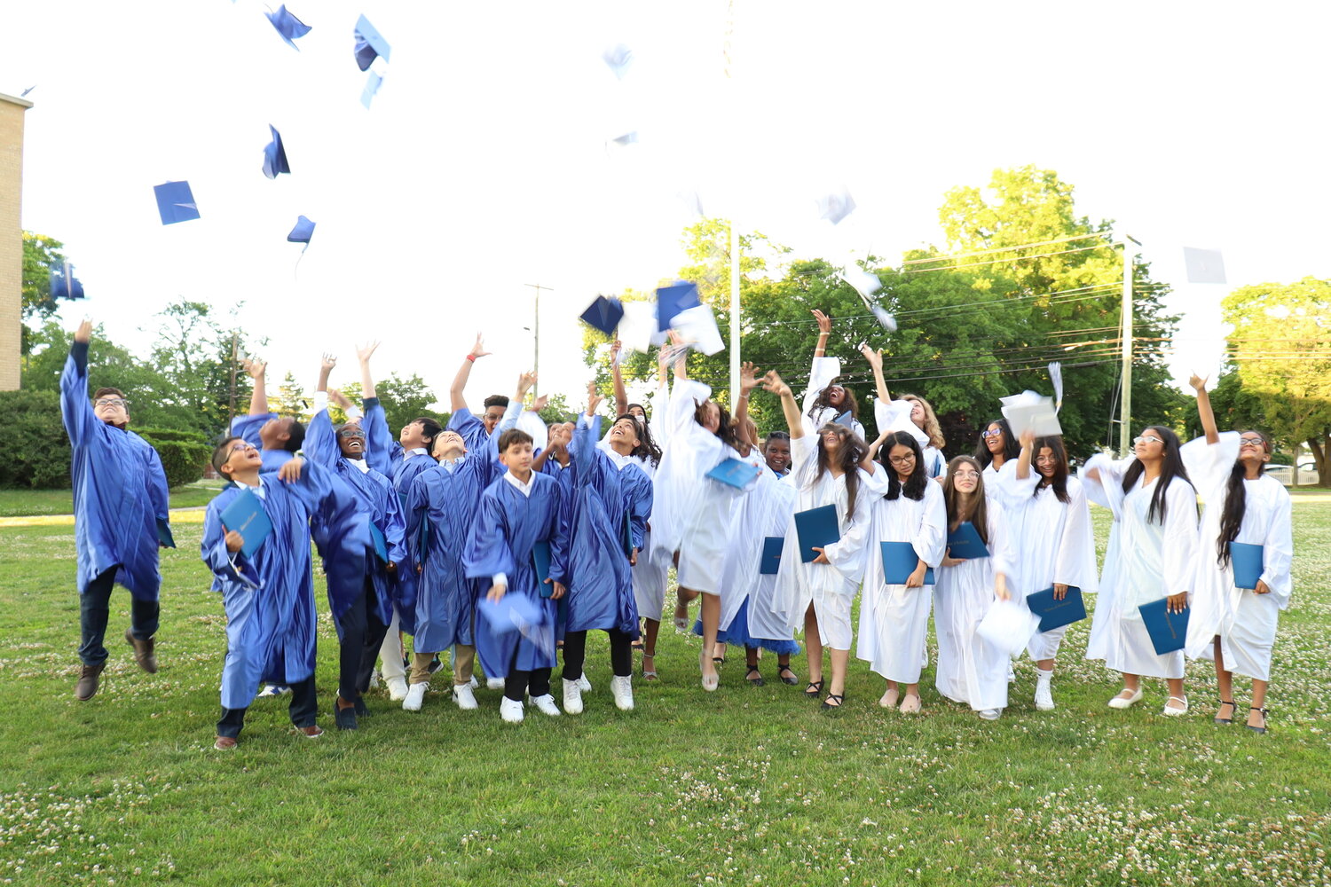 Valley Stream District 24 cheers it graduating class Herald Community