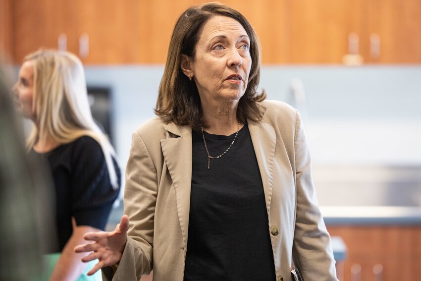 On Tuesday, Dec. 17, U.S. Sen. Maria Cantwell, D-WA, chair of the Senate Committee on Commerce, Science, and Transportation, announced $8,396,706 in grants for zero-emission school buses in Washington state.