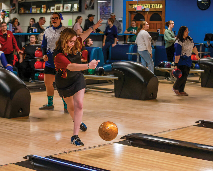 Prairie senior bowler Lauren Bisson rolls the ball down the lane during a match against Kelso High School on Wednesday, Jan. 15.