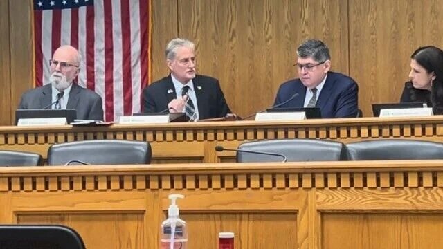 Sen. Jeff Wilson, R-Longview offers amendment to SB 5494 to amend emergency powers of the governor. Public hearing Feb 21, 2025